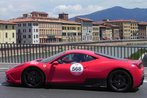 Mille Miglia a Pisa - Ferrari FF pilota Binder Frank e co-pilota Binder alle Mille Miglia 2014 a Pisa